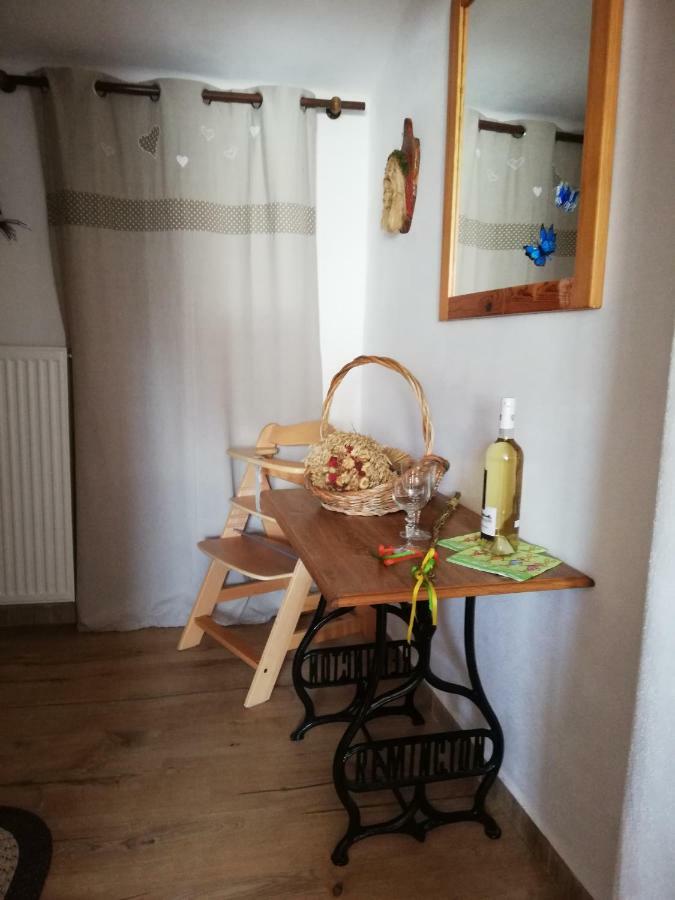 Farma Ranch Jelemek Appartement Nebahovy Buitenkant foto